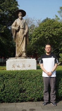 张硕.jpg